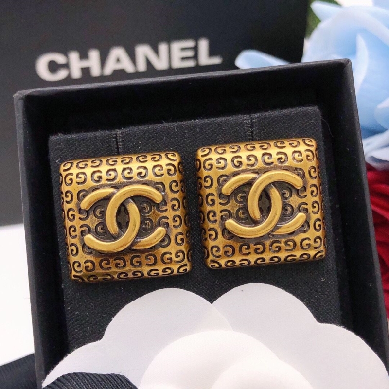 Ch**el earrings